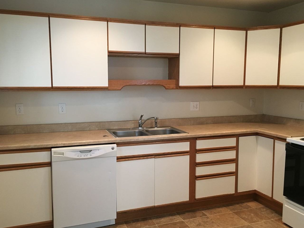 2558 Chimayo Dr - Photo 3 of 13