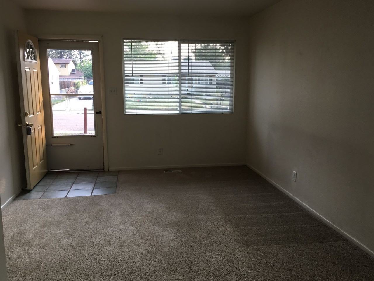 2558 Chimayo Dr - Photo 4 of 13