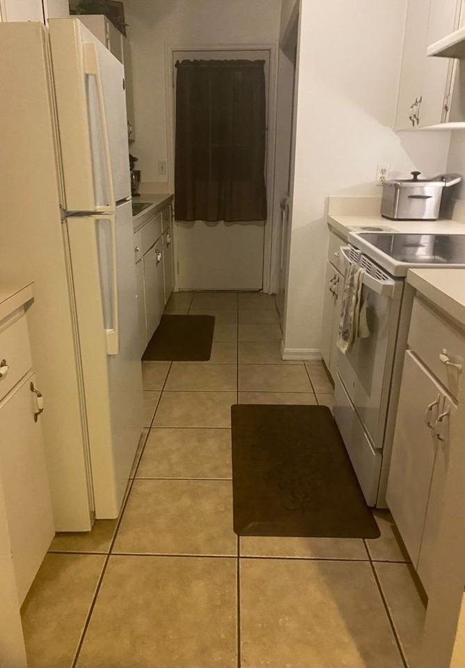 1581 N C 470 #5 - Photo 3 of 10