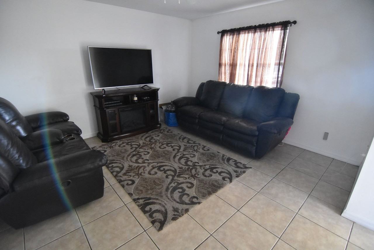 1581 N C 470 #5 - Photo 4 of 10