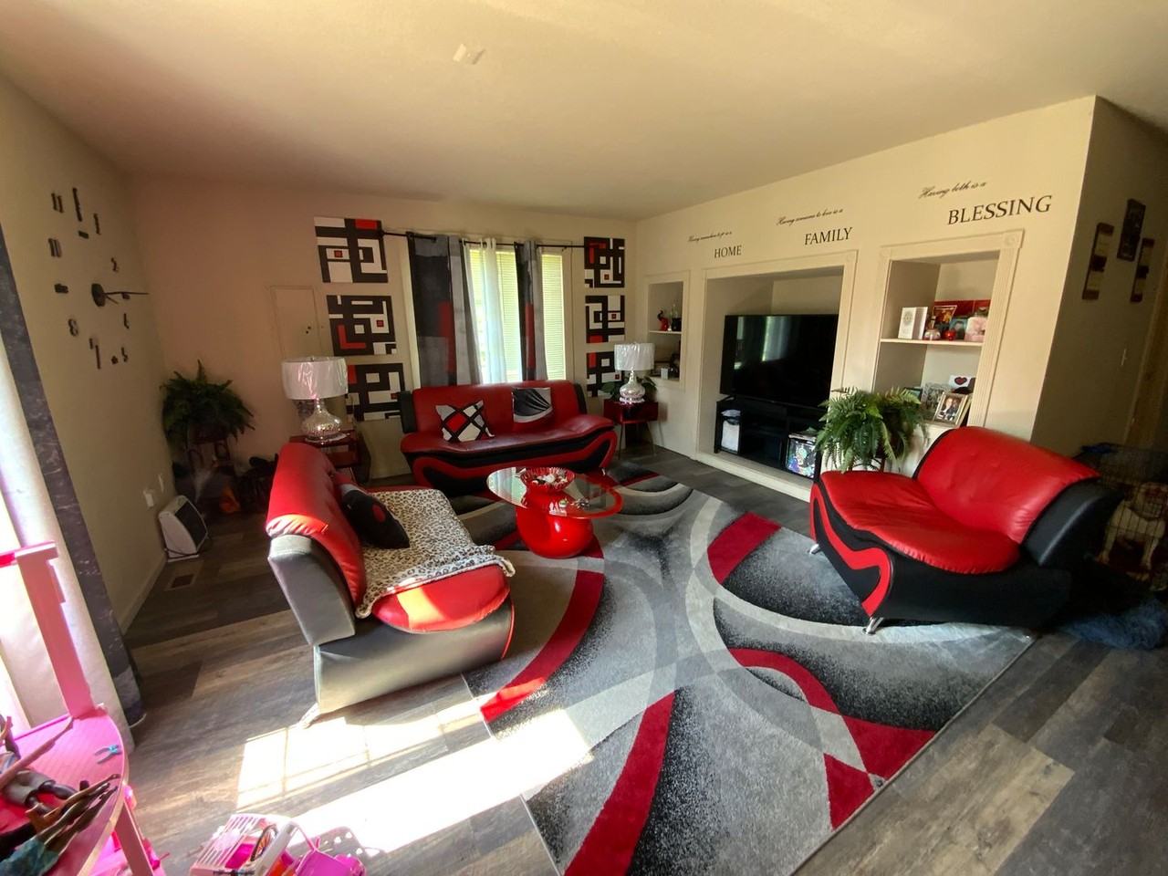 307 Mcbaine Ave - Photo 3 of 15