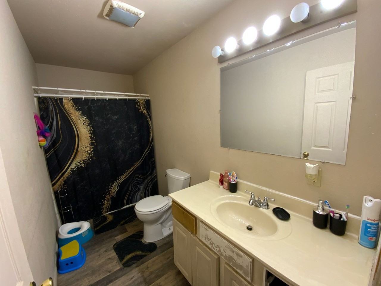 307 Mcbaine Ave - Photo 4 of 15