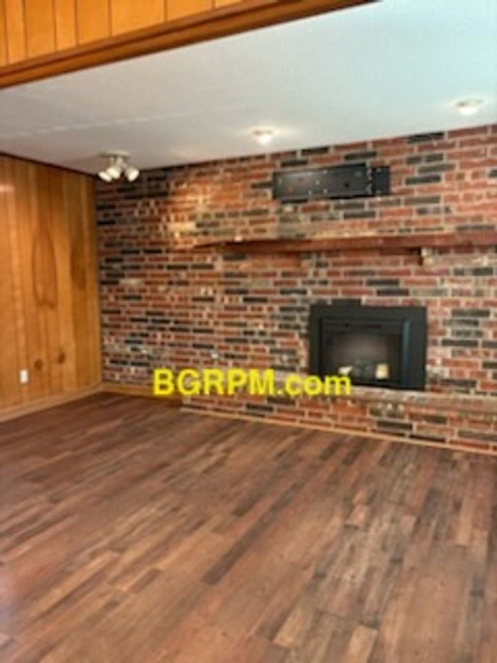 6 Waterfront Dr - Photo 2 of 12