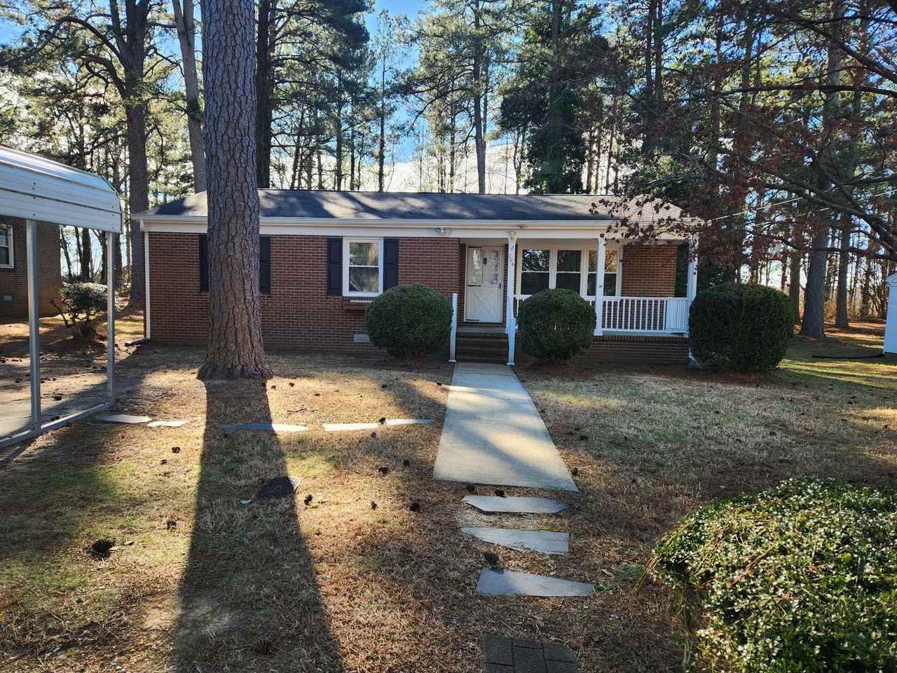 706 E 6th Ave - Photo 2 of 10