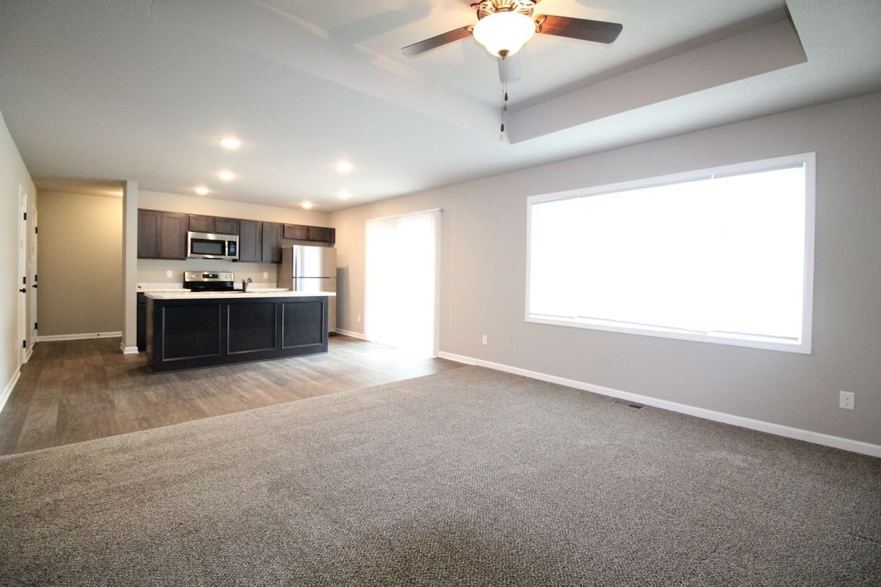 4709 Sw Logan St - Photo 4 of 19