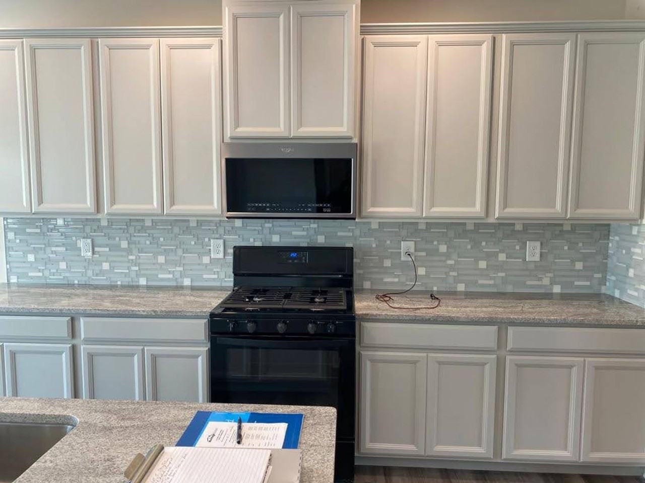 393 Pewter Cir - Photo 5 of 12