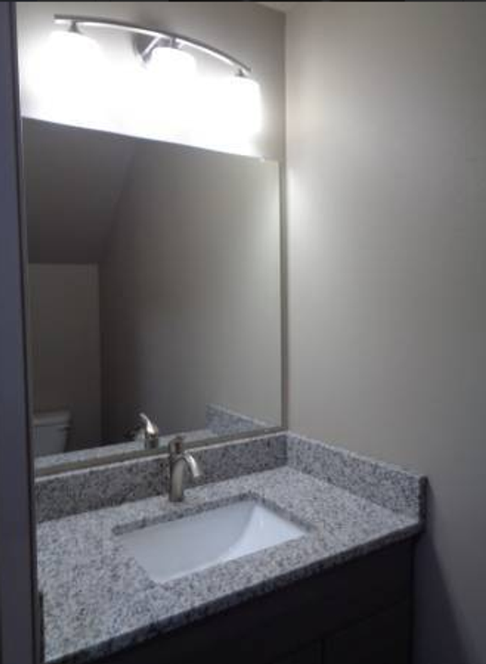 205 J St - Photo 2 of 10