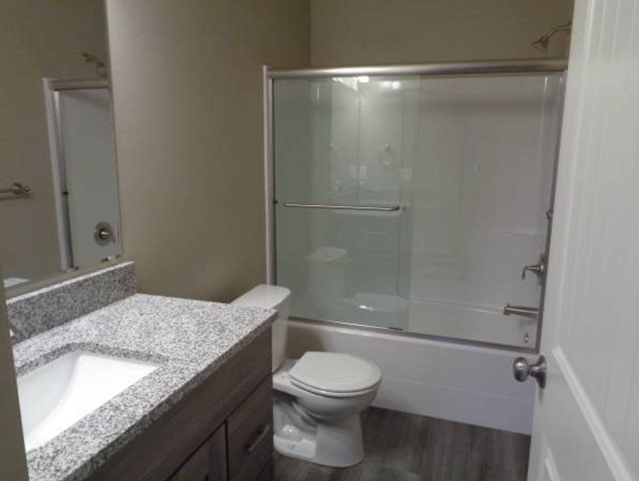 205 J St - Photo 4 of 10