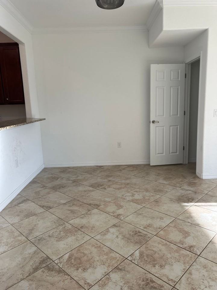 20417 Lagente Cir - Photo 7 of 43