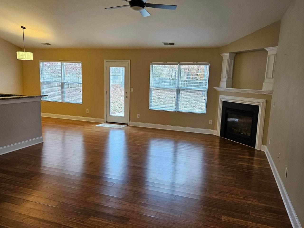 165 Jacobs Woods Cir - Photo 4 of 26