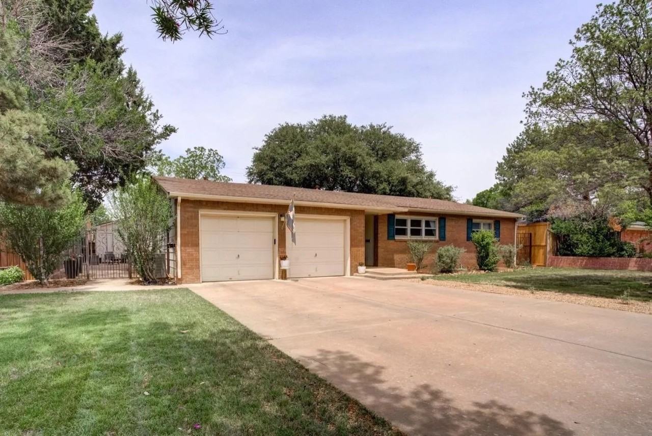 4804 16th St - Photo 2 of 29