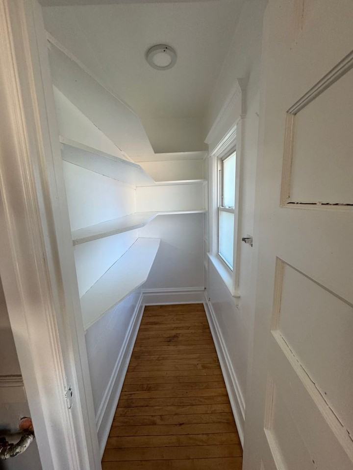 1657 5th Ave - Photo 6 of 10