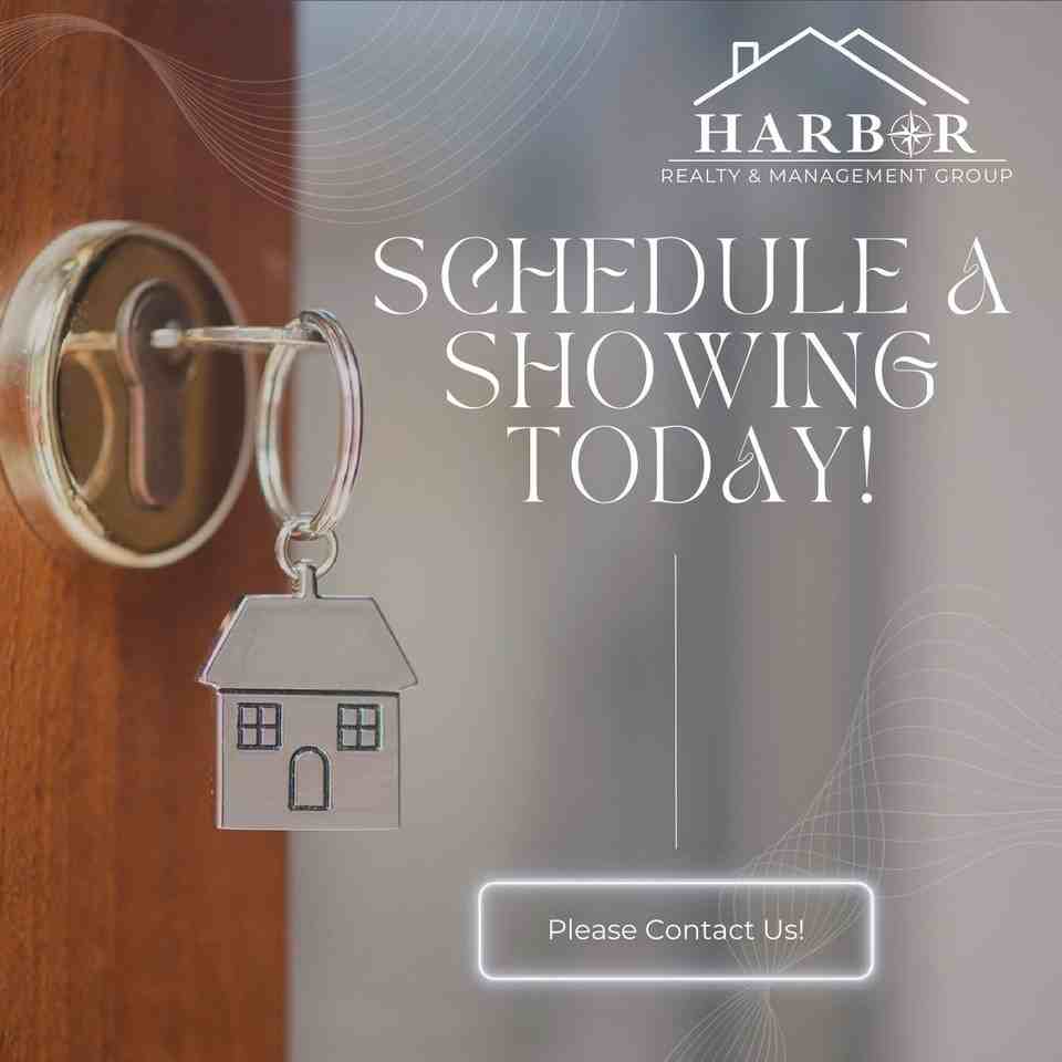 917 Broadway Ave N - Photo 2 of 3