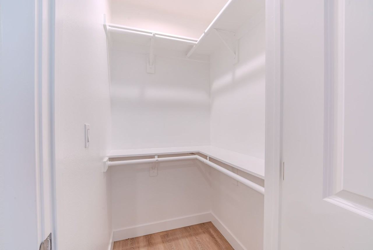 12301 Flint Pl - Photo 5 of 8