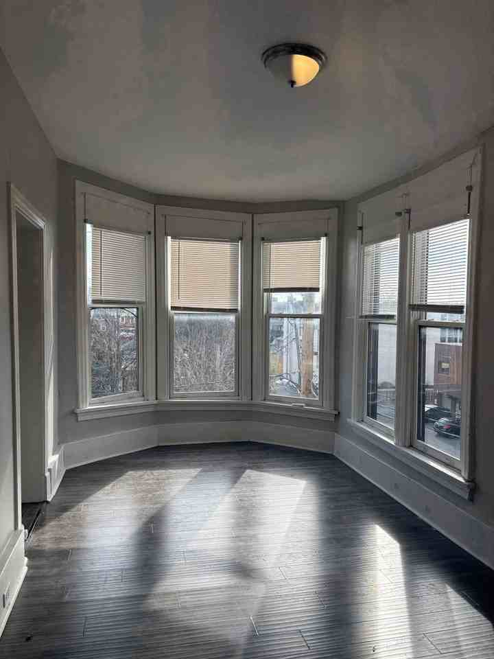 The Hamilton - Photo 2 of 11