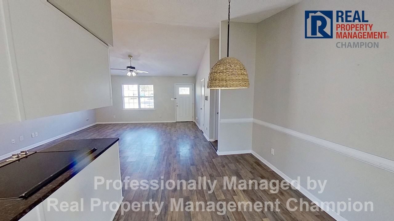 248 S Creek Dr - Photo 7 of 26