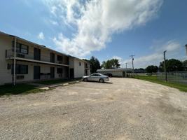 featured image of 901 901 N Park St.