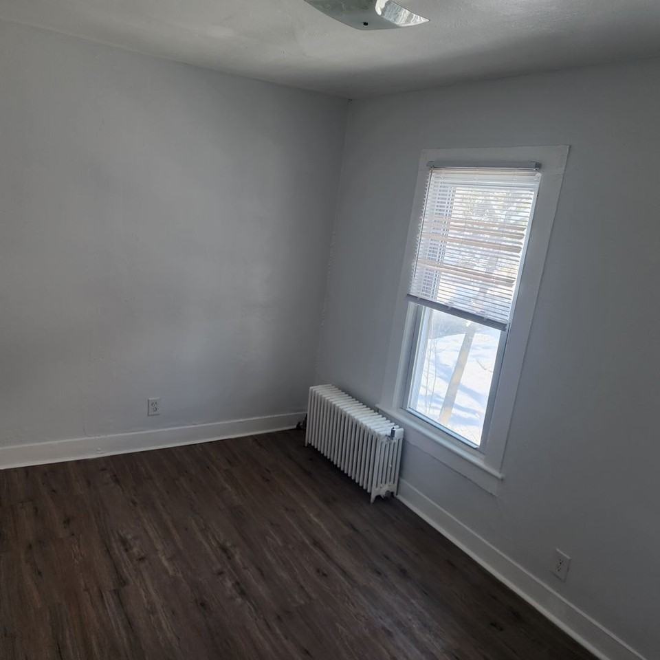 29 Lincoln Pl - Photo 5 of 10