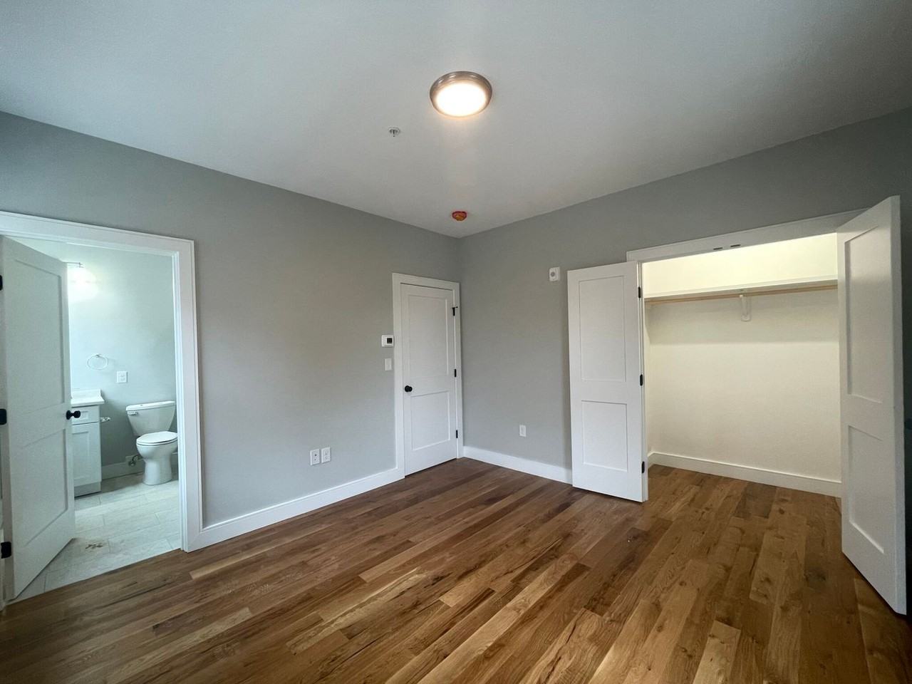 200 Boylston St - Photo 4 of 6