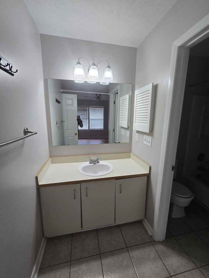 6740 Willowbrook Dr - Photo 6 of 15