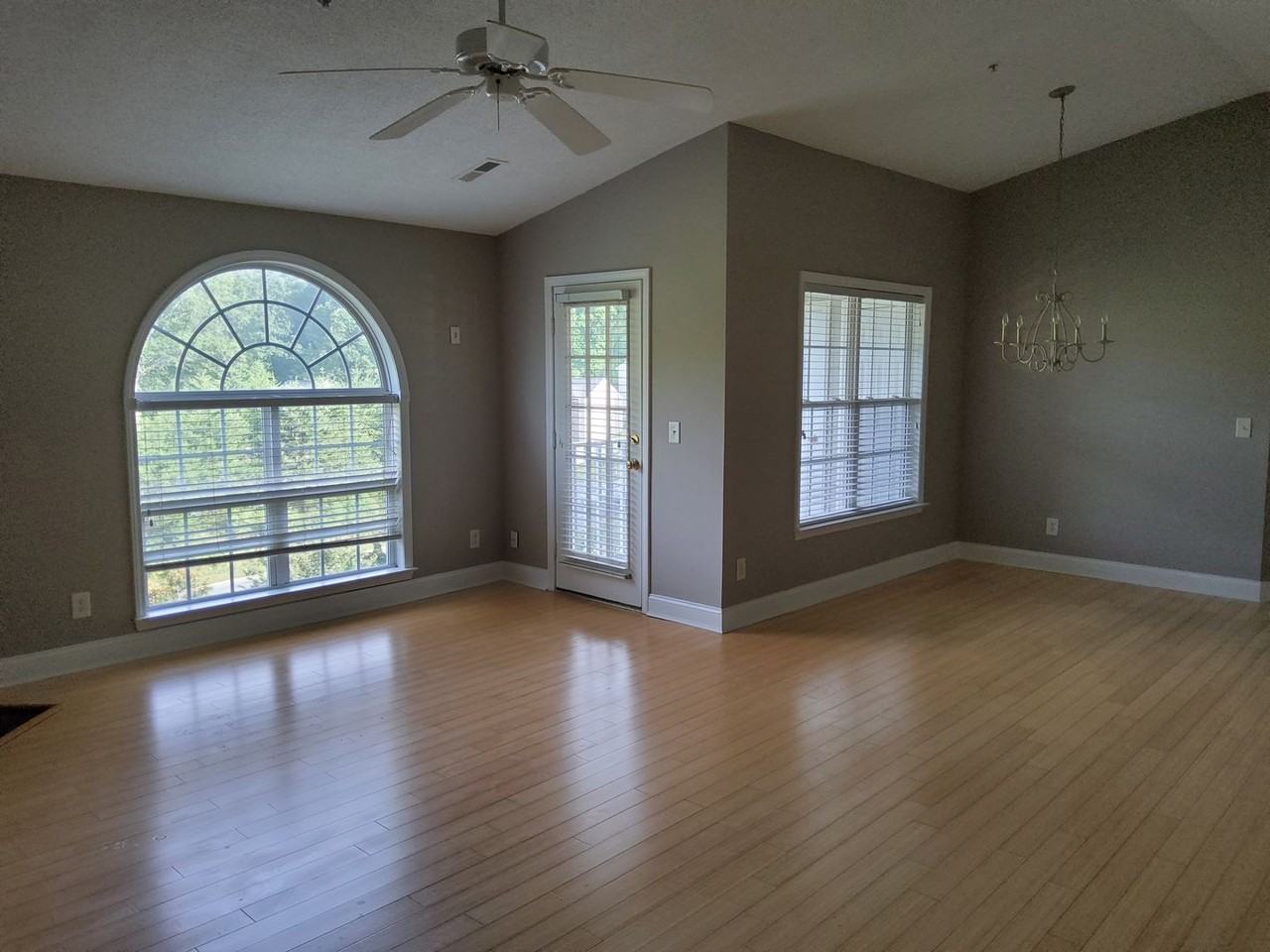 532 Scholastic Ct - Photo 3 of 15