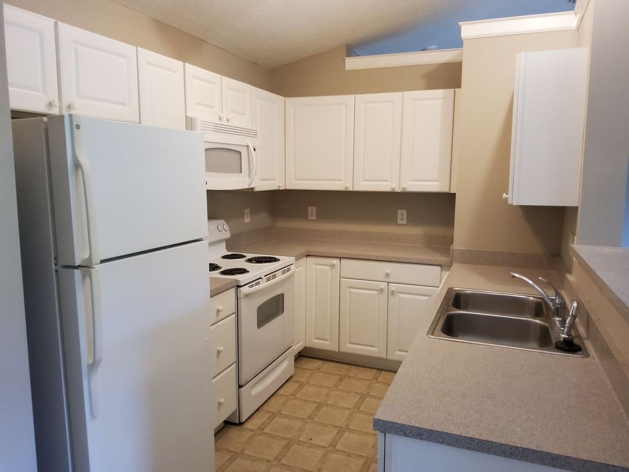 532 Scholastic Ct - Photo 5 of 15