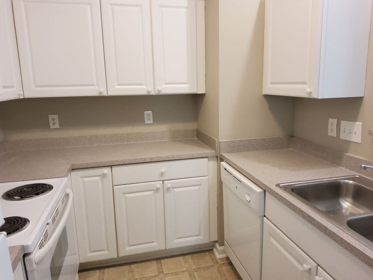 532 Scholastic Ct - Photo 6 of 15