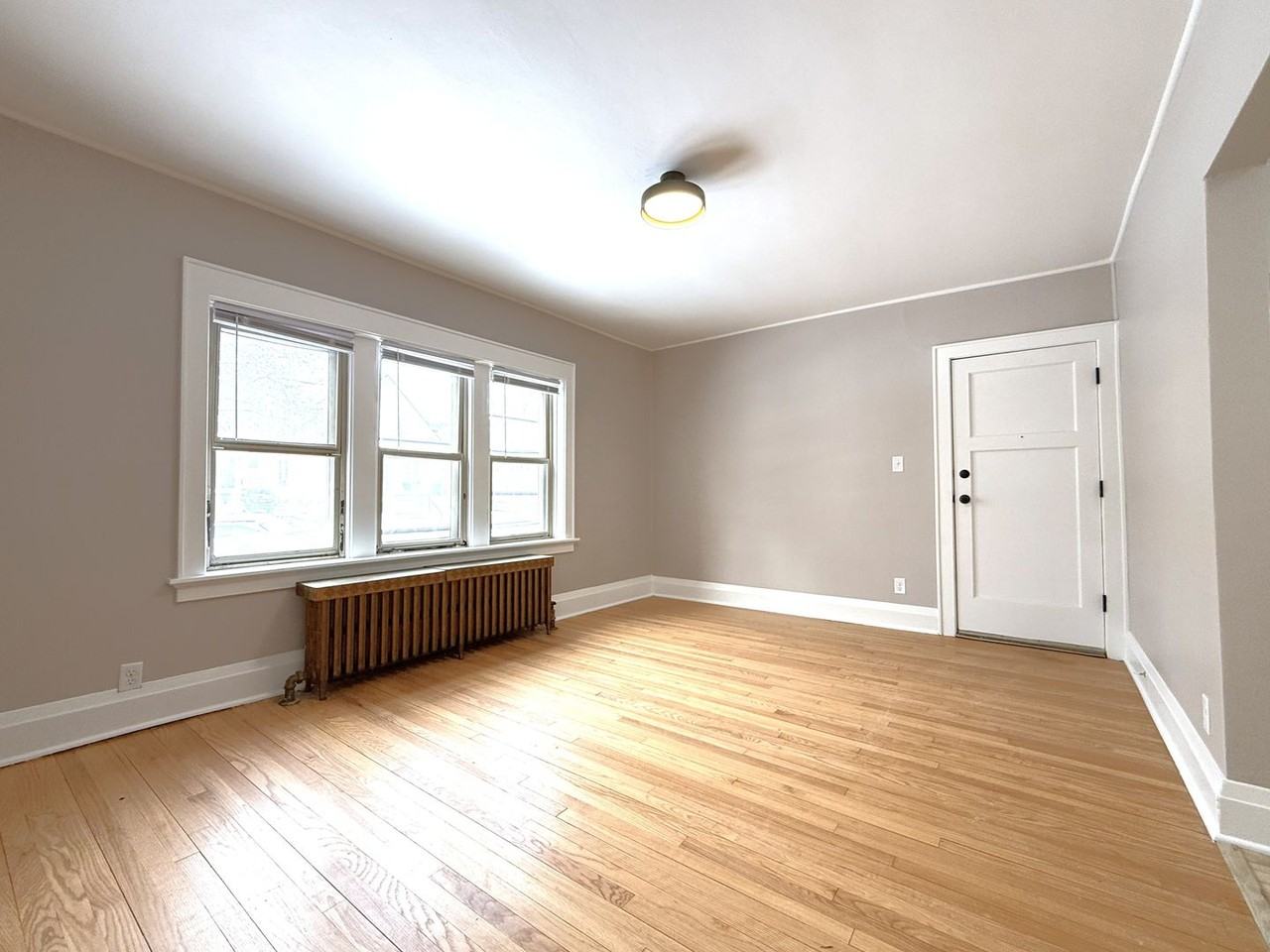 1532 S 64th St - Photo 5 of 9