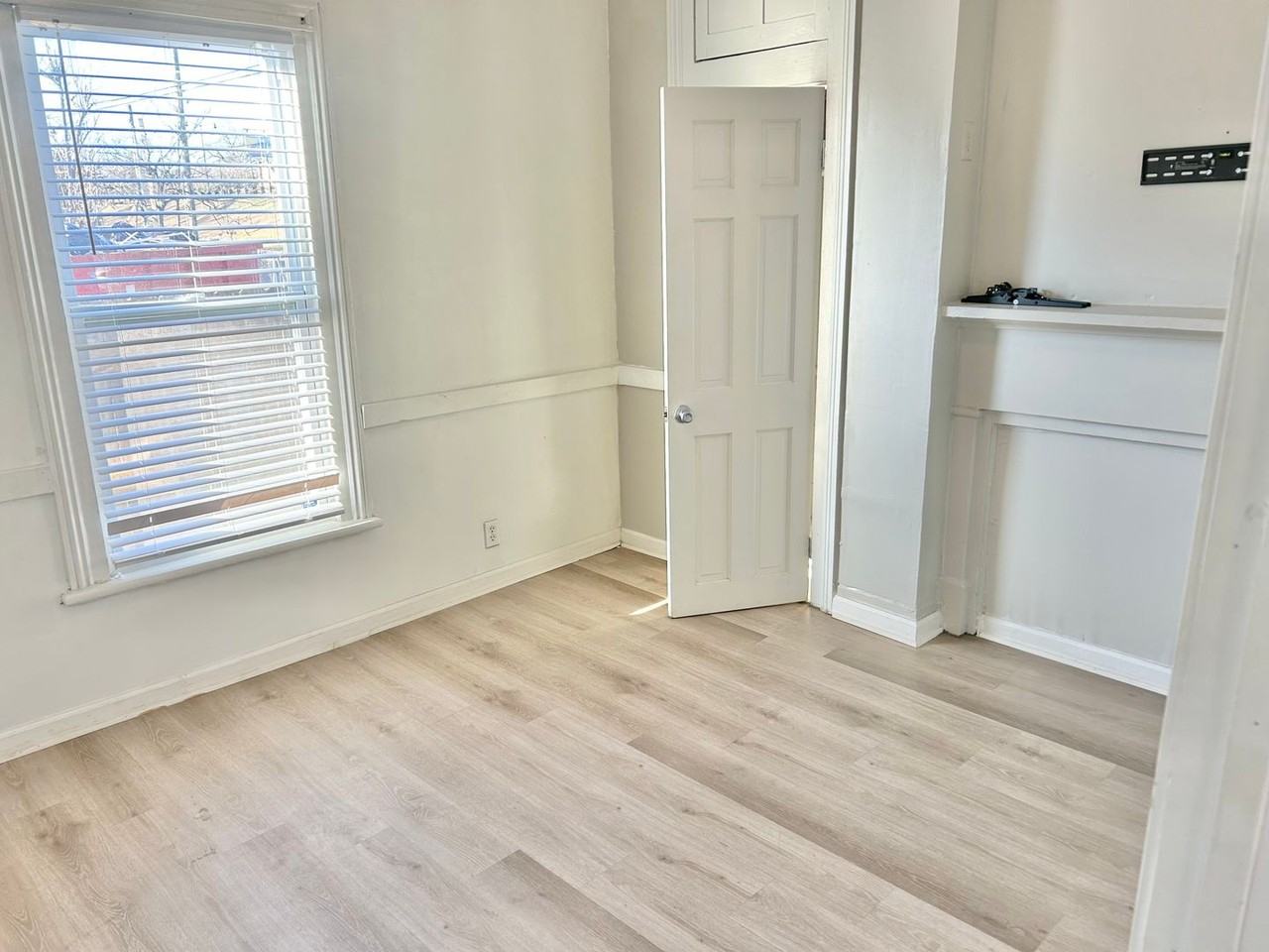 1922 Greene St - Photo 5 of 17