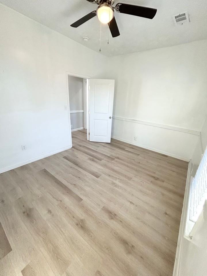 1922 Greene St - Photo 6 of 17