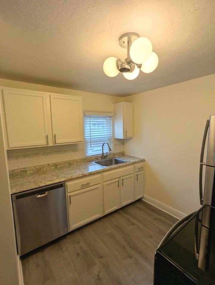 118 S 25th St - Photo 2 of 17