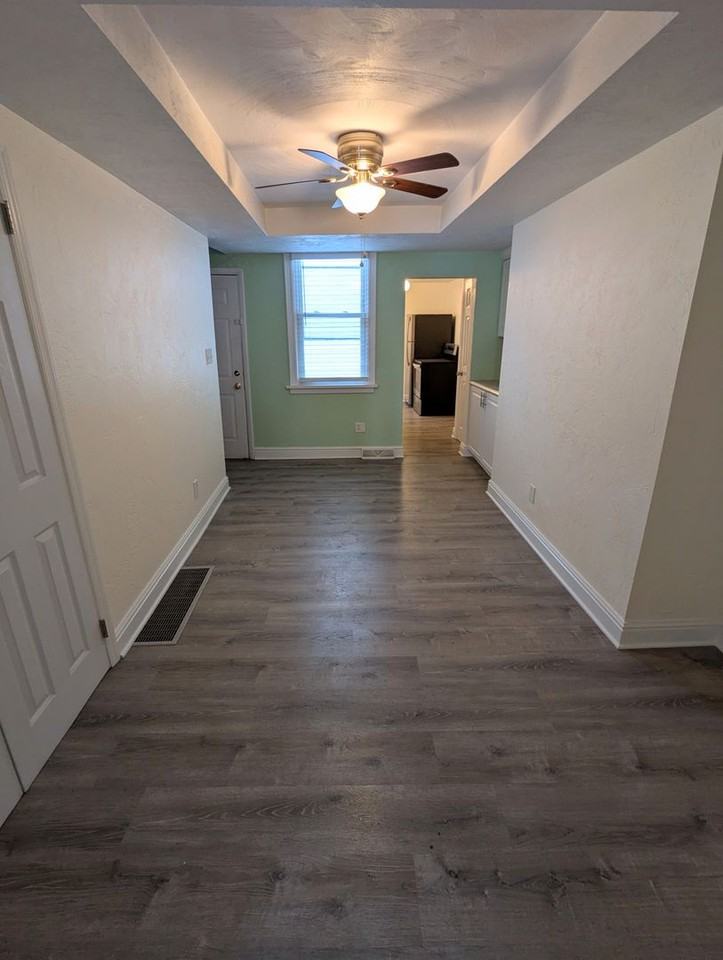 118 S 25th St - Photo 4 of 17