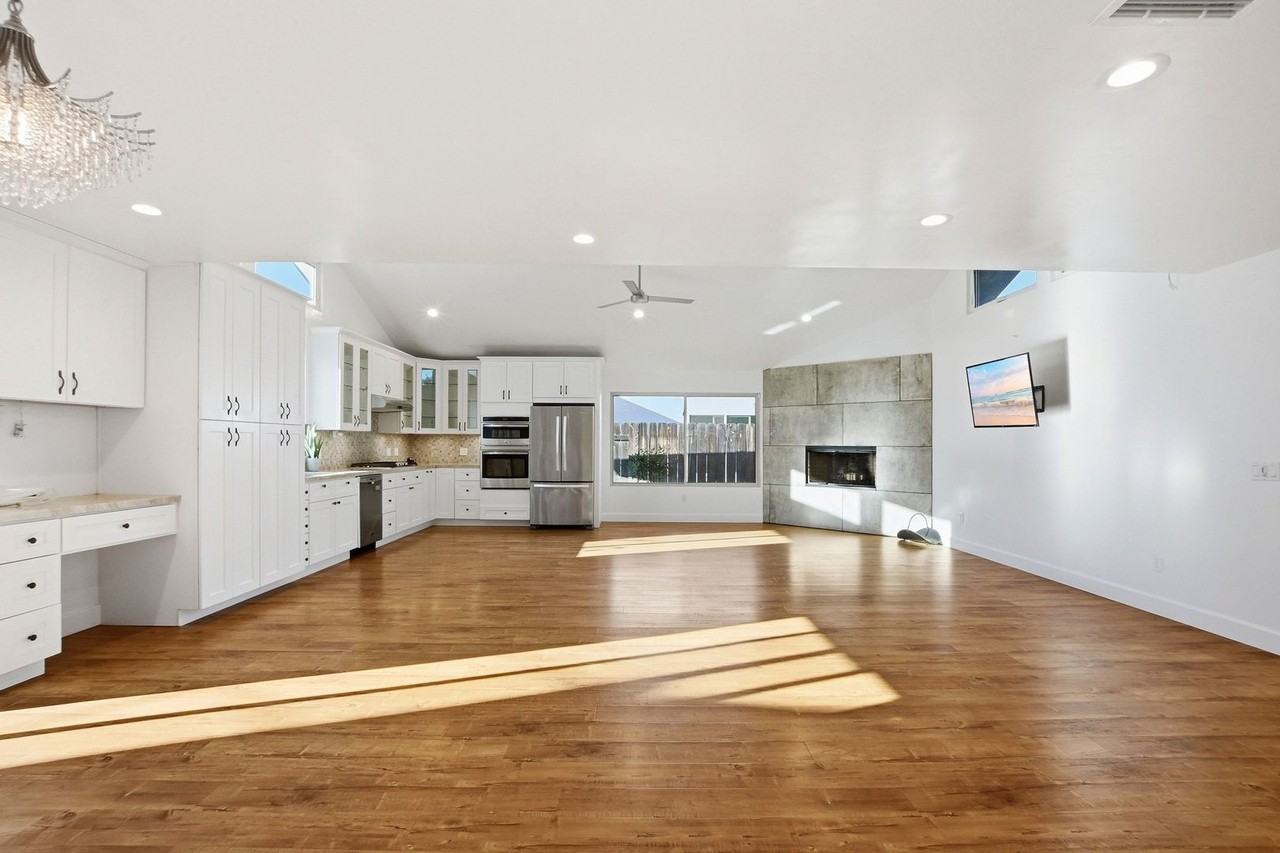 4191 Combe Way - Photo 4 of 29