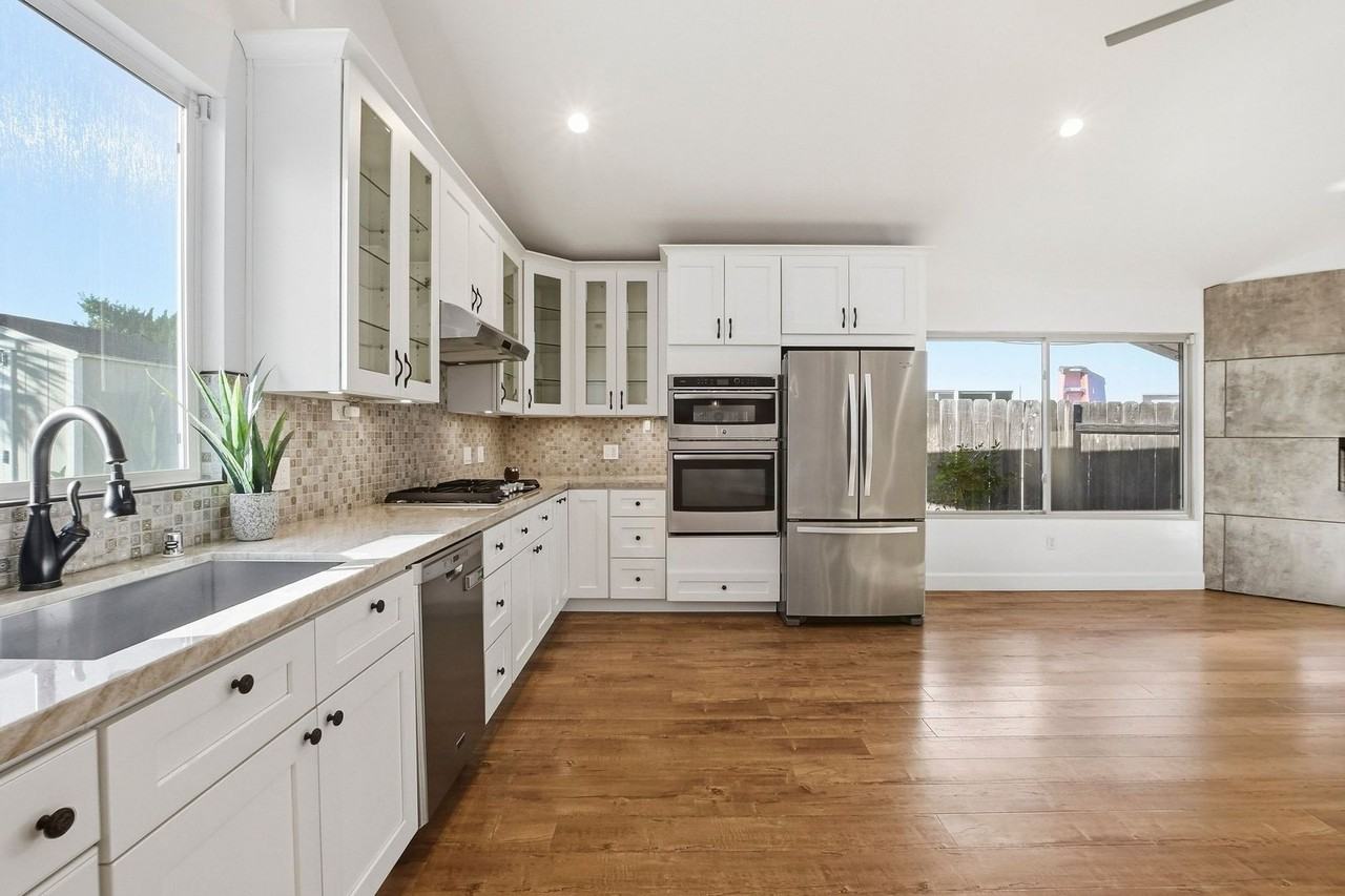 4191 Combe Way - Photo 7 of 29