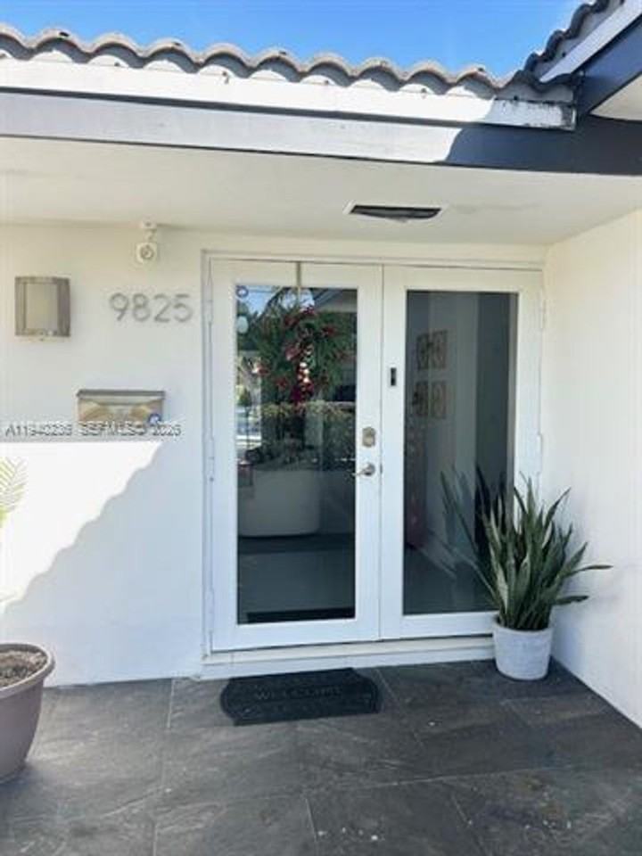 9825 Palmetto Club Dr #0 - Photo 5 of 21