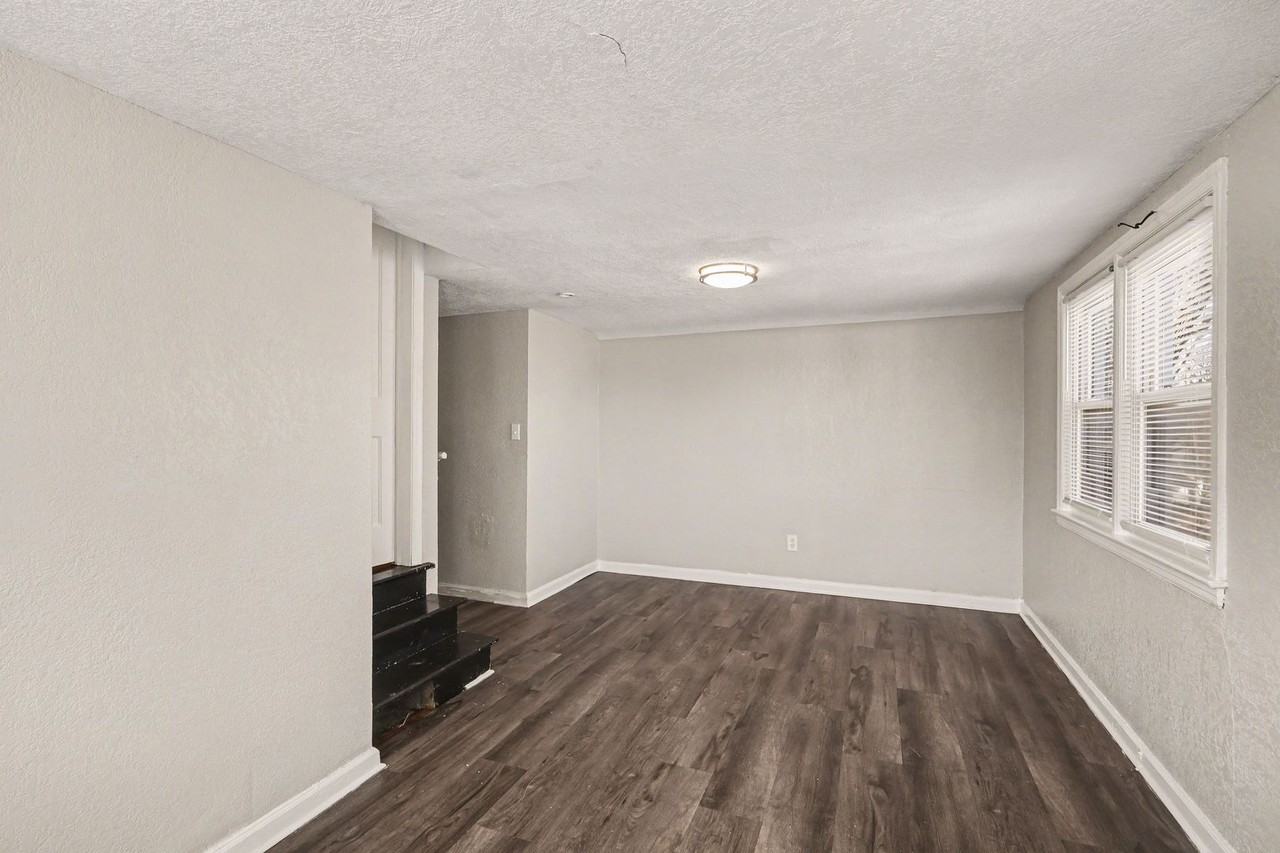 6230 Agnes Ave - Photo 7 of 15