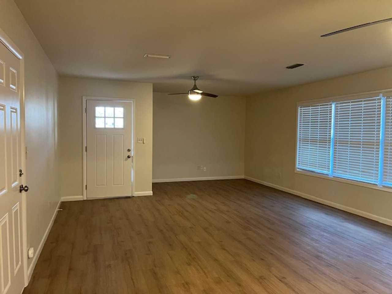 8784 Par Ln - Photo 4 of 15