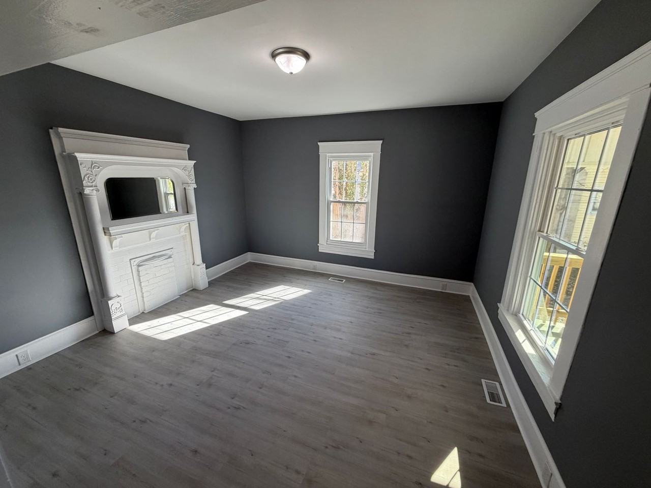 512 Maple Ave - Photo 7 of 39