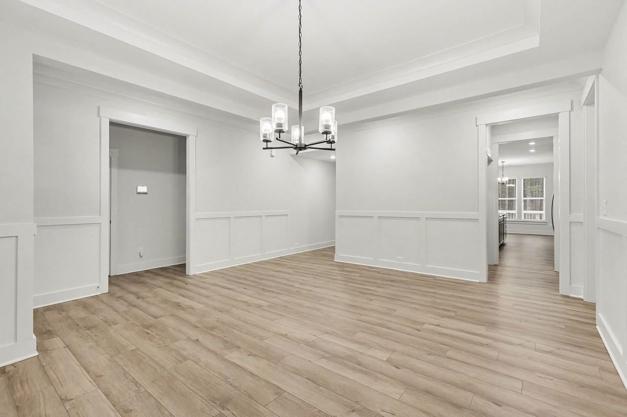 135 Ironwood Blvd - Photo 5 of 27