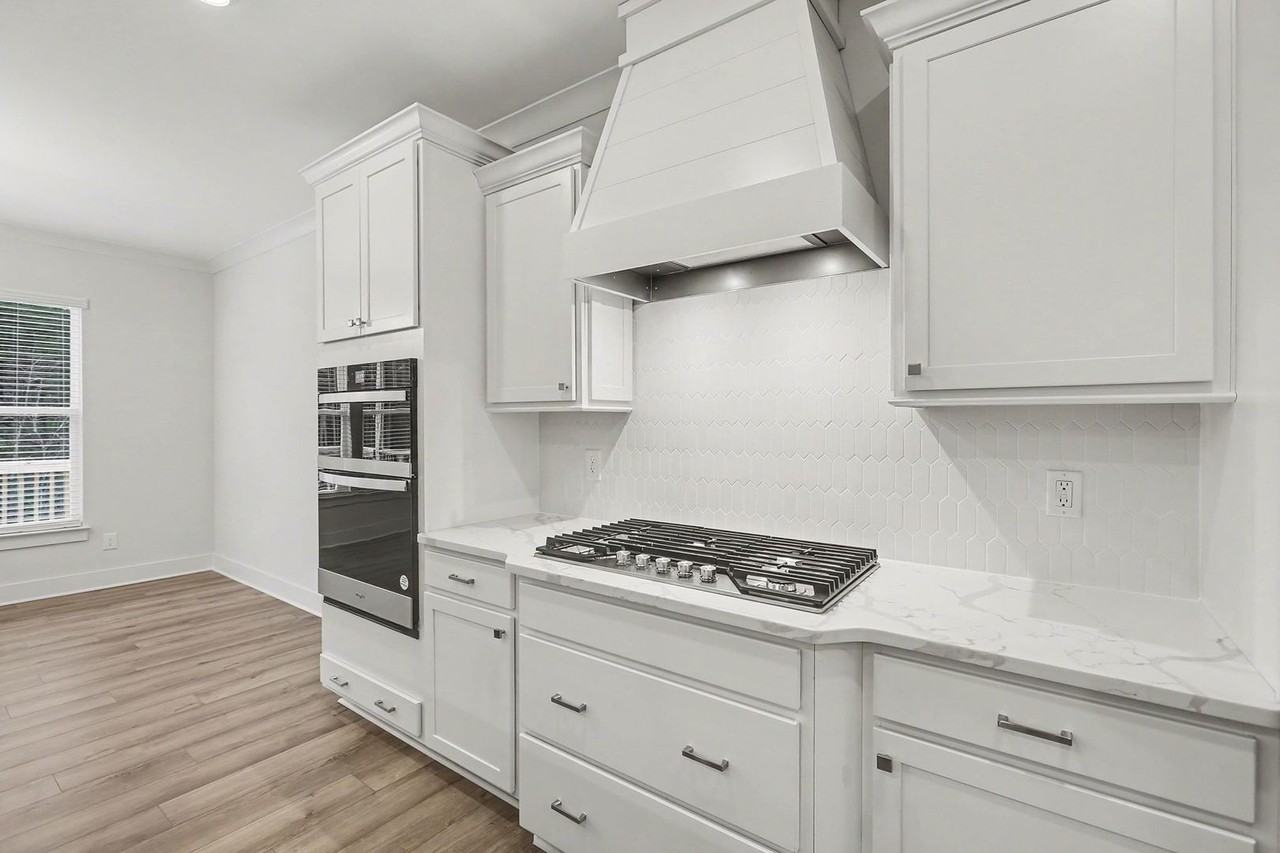 135 Ironwood Blvd - Photo 6 of 27