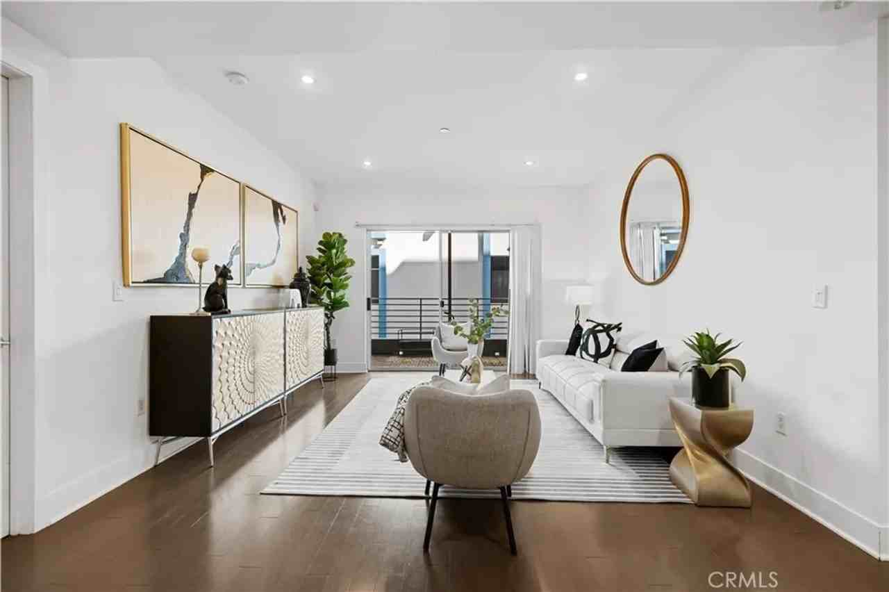 1730 Sawtelle Blvd #213 - Photo 7 of 21