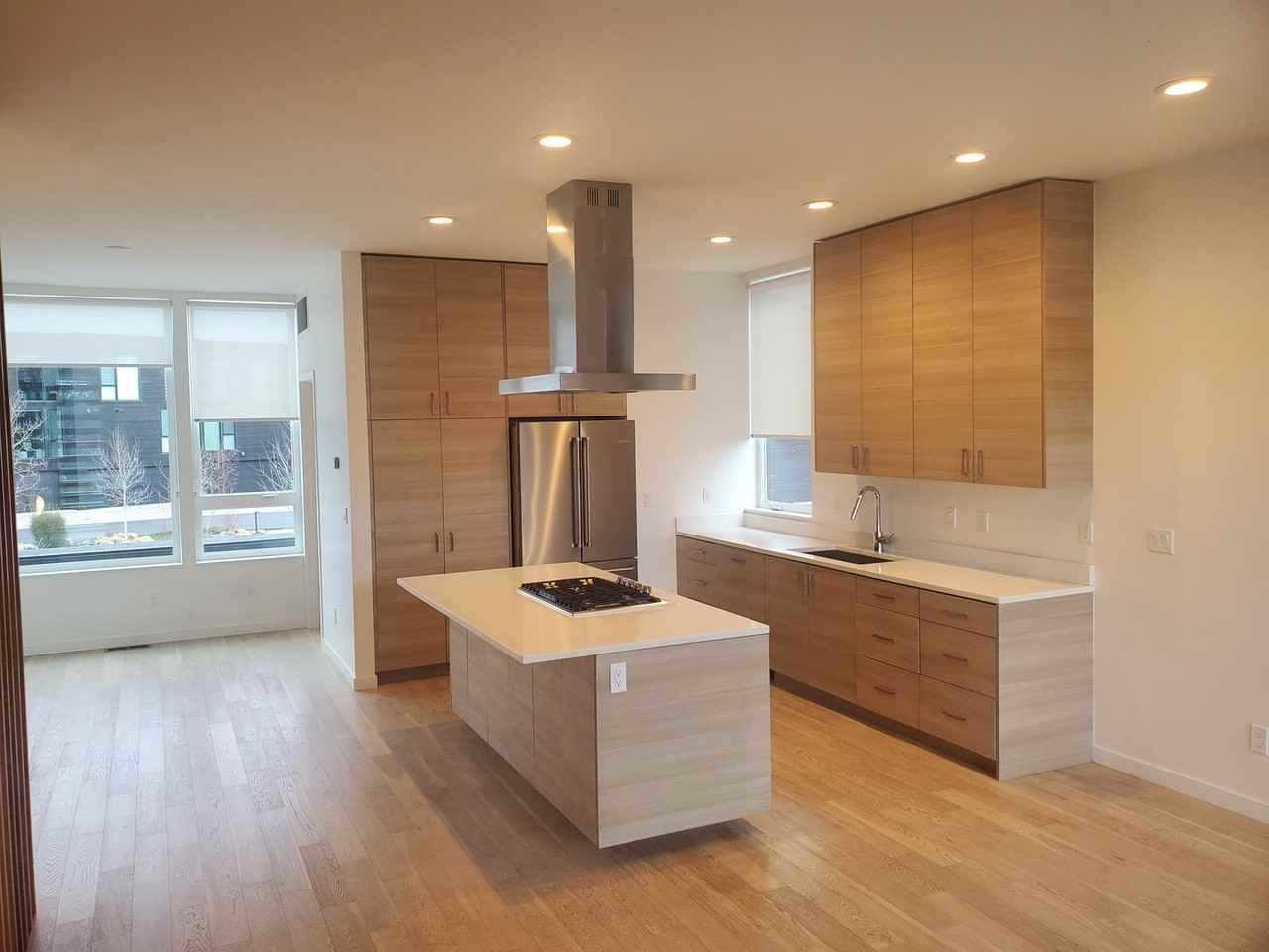 55 Sw Wall St #16 - Photo 3 of 37