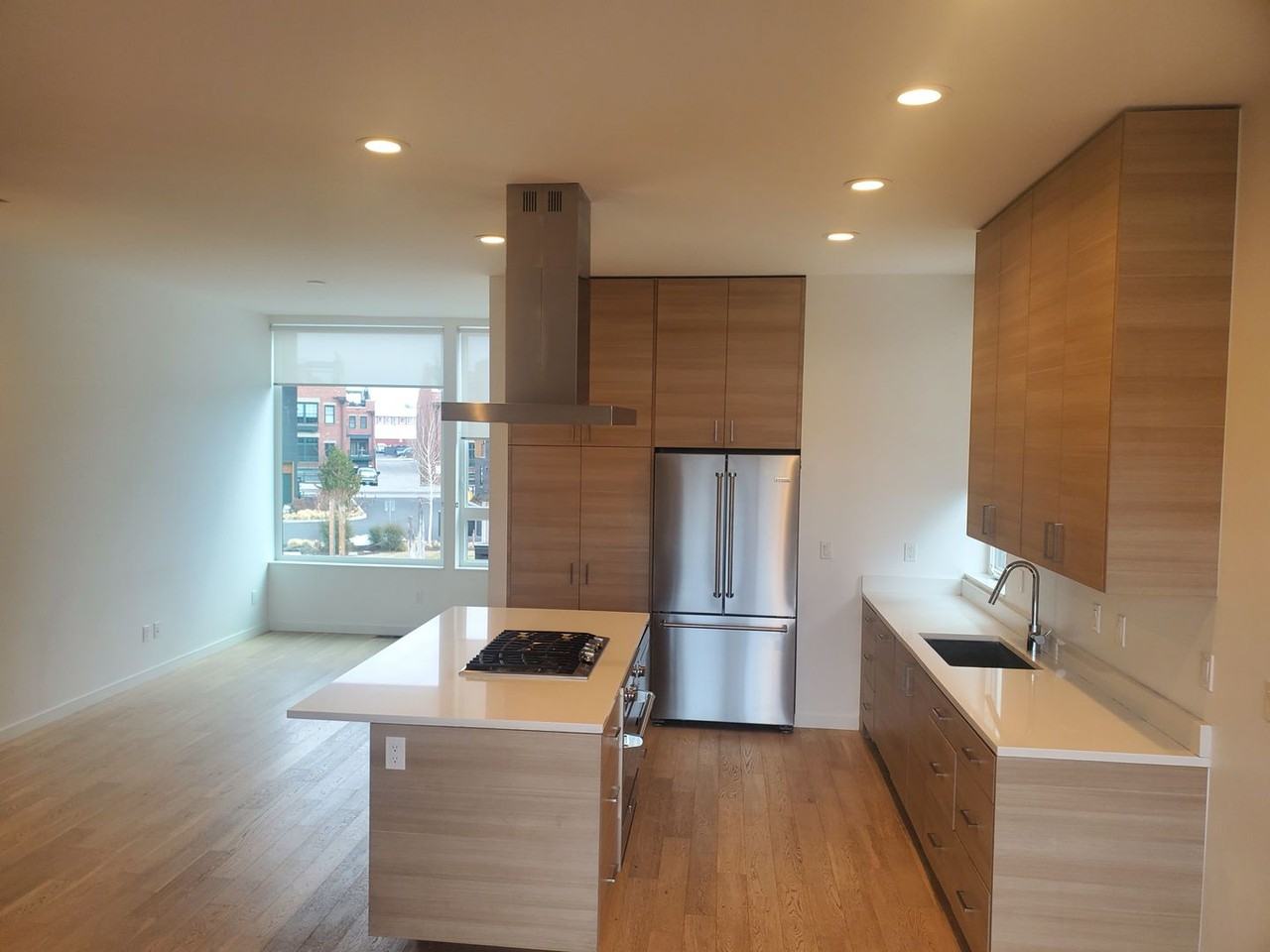 55 Sw Wall St #16 - Photo 5 of 37