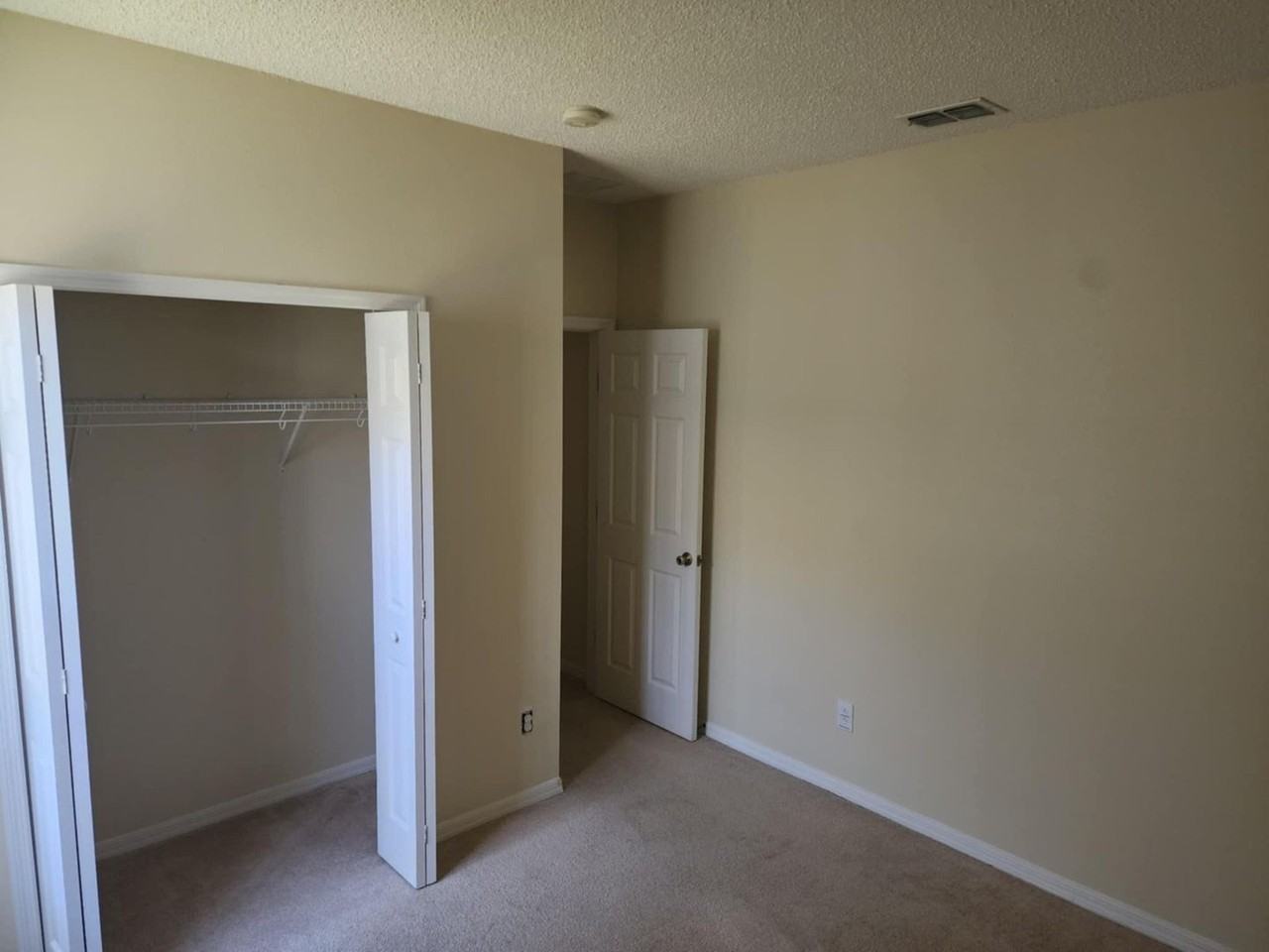 311 Sunset View Dr - Photo 6 of 10