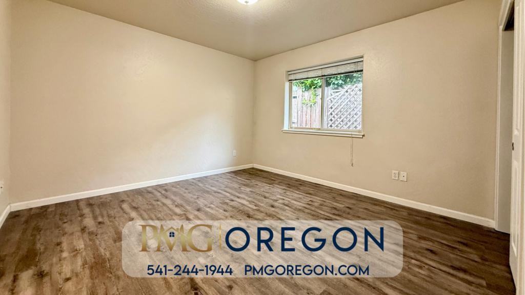 2156 Nw Tara Ln - Photo 5 of 12