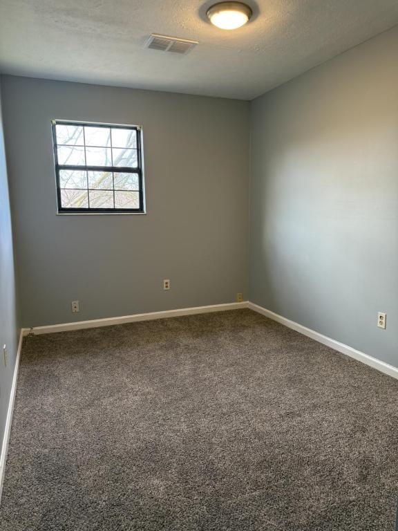 1210 Clear Ridge Ln - Photo 7 of 10