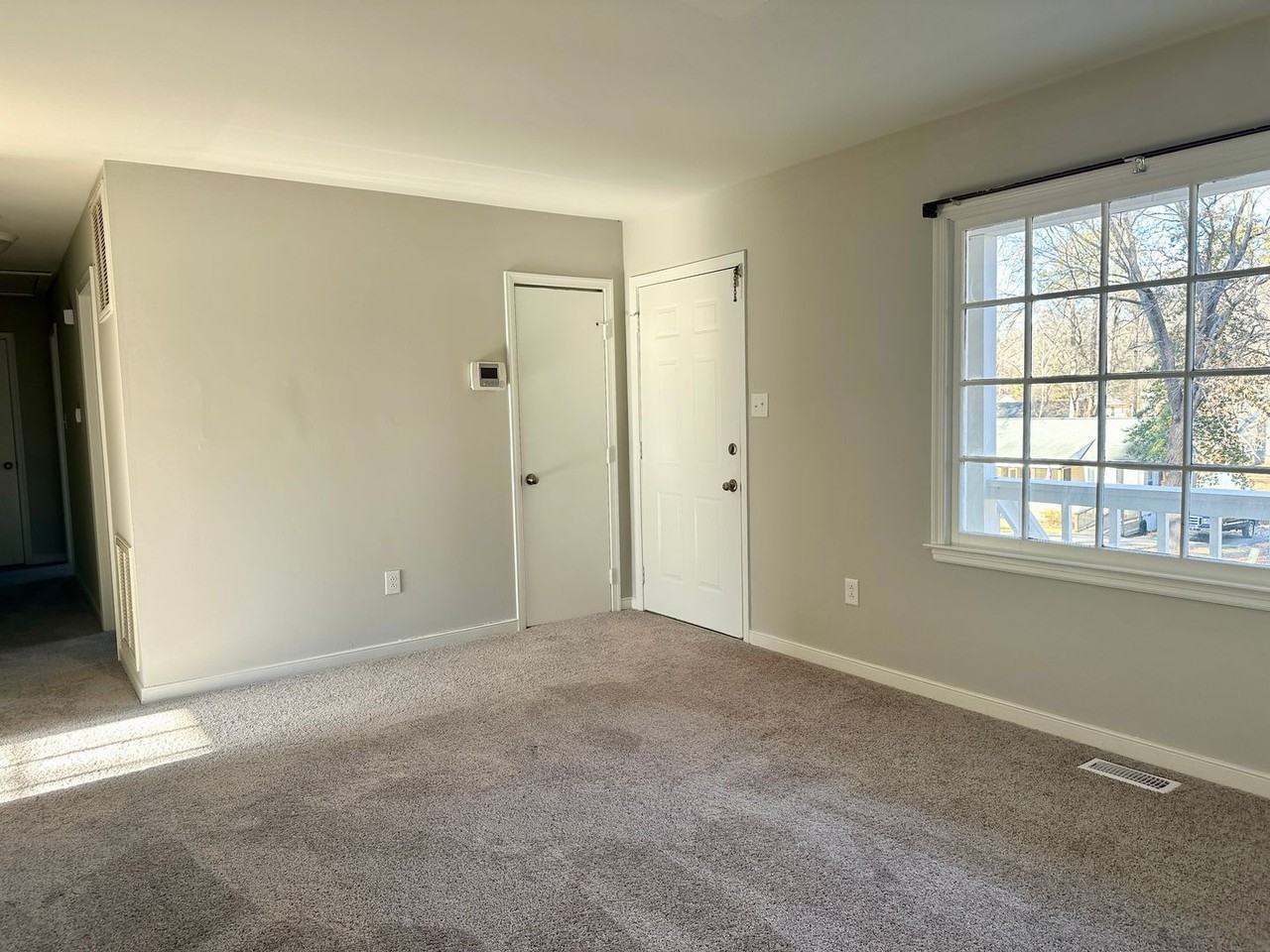 8413 Boones Trail Rd - Photo 3 of 15