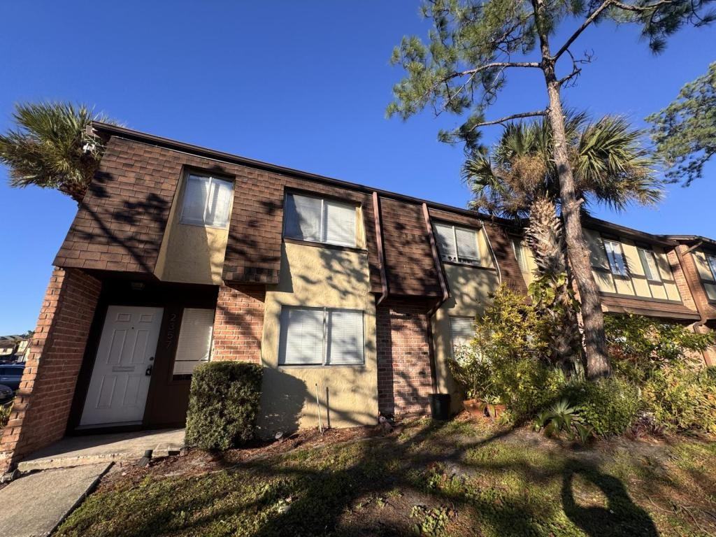 2357 Tom Jones St - Photo 2 of 14