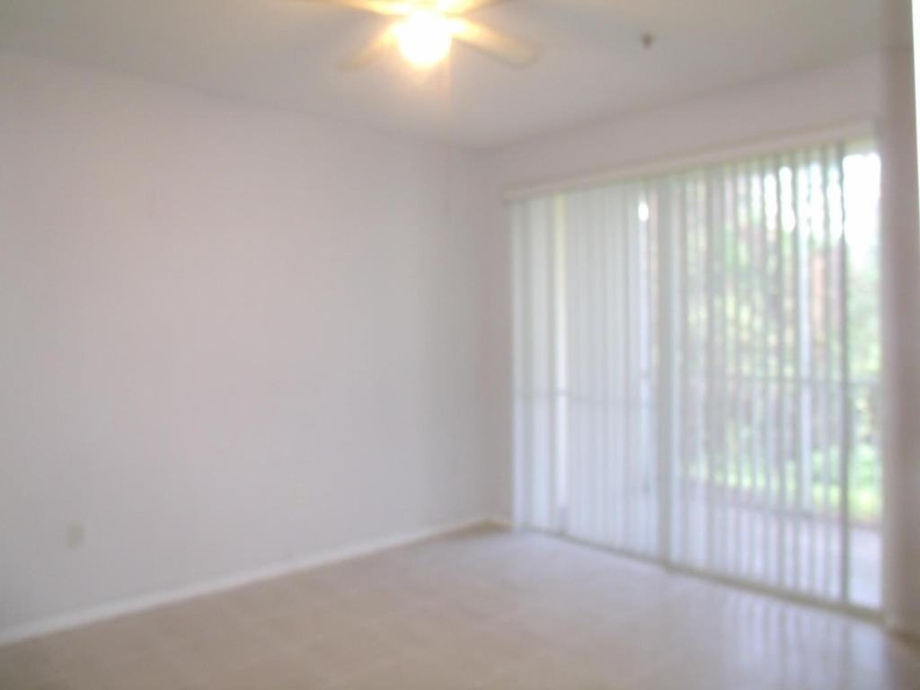 8919 Legacy Ct - Photo 4 of 24