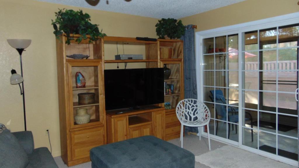 485 N Calle De Las Profetas - Photo 5 of 26